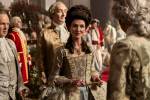 Foto: Michelle Fairley, Queen Charlotte: Eine Bridgerton-Geschichte - Copyright: 2023 Netflix, Inc.; Liam Daniel/Netflix