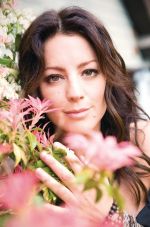 Foto: Sarah McLachlan, The Laws Of Illusion (2010) - Copyright: Sony Music/Raphael Mazzucco