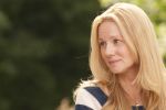 Foto: Laura Linney, The Big C - Copyright: 2010 Sony Pictures Television Inc. All Rights Reserved.