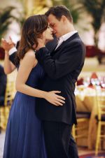 Foto: Elizabeth Reaser & Josh Charles, Good Wife - Copyright: Paramount Pictures