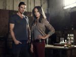 Foto: Jay Ryan & Kristin Kreuk, Beauty and the Beast - Copyright: Paramount Pictures