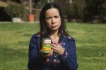 Foto: Janeane Garofalo, Wet Hot American Summer: First Day of Camp - Copyright: Saeed Adyani/Netflix ® All Rights Reserved.