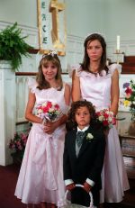 Foto: Beverley Mitchell, Jessica Biel & Mackenzie Rosman, Eine himmlische Familie - Copyright: Concorde Home Entertainment