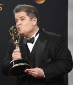 Foto: Patton Oswalt, 68th Primetime Emmy Awards - Copyright: Phil McCarten/Invision; Television Academy/AP Images