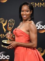 Foto: Regina King, 68th Primetime Emmy Awards - Copyright: Phil McCarten/Invision; Television Academy/AP Images