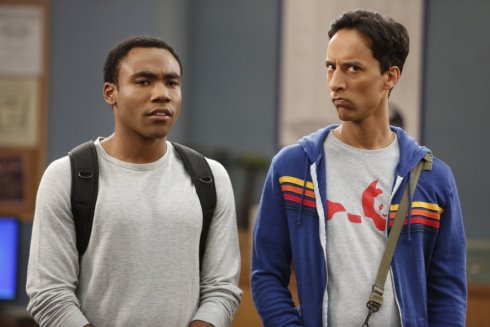 Foto: Donald Glover & Danny Pudi, Community (© Sony Pictures Television Inc. All Rights Reserved)