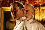 Foto: Jude Law & John Malkovich, The New Pope - Copyright: Giamni Fiorito