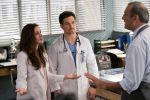 Foto: Stefania Spampinato, Giacomo Gianniotti & Lorenzo Caccialanza, Grey's Anatomy - Copyright: 2019 ABC Studios; ABC/Mitch Haaseth