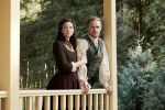 Foto: Caitriona Balfe & Sam Heughan, Outlander - Copyright: RTL / 2019 Sony Pictures Television Inc. All Rights Reserved
