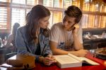 Foto: Kate Mara & Nick Robinson, A Teacher - Copyright: 2019 FX Productions, LLC. All rights reserved; Chris Large/FX