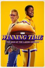 Foto: John C. Reilly & Quincy Isaiah, Winning Time: Aufstieg der Lakers-Dynastie - Copyright: 2022 Home Box Office, Inc. All rights reserved. HBO® and all related programs are the property of Home Box Office, Inc.