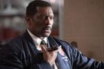 Foto: Eamonn Walker, Chicago Fire - Copyright: 2024 Open 4 Business Productions LLC. All Rights Reserved.; Adrian S Burrows Sr/NBC