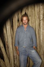 Foto: Josh Holloway, Lost - Copyright: 2006 American Broadcasting Companies, Inc. All rights reserved. No Archiving. No Resale.