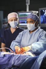 Foto: Jessica Capshaw & Chandra Wilson, Grey's Anatomy - Copyright: 2010 ABC Studios