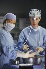 Foto: Sandra Oh & Kim Raver, Grey's Anatomy - Copyright: 2011 ABC Studios