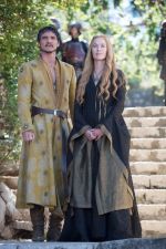 Foto: Pedro Pascal & Lena Headey, Game of Thrones - Copyright: 2013 Home Box Office, Inc. All rights reserved. HBO® and all related programs are the property of Home Box Office, Inc.; Sky
