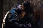 Foto: John Bradley & Hannah Murray, Game of Thrones - Copyright: 2013 Home Box Office, Inc. All rights reserved. HBO® and all related programs are the property of Home Box Office, Inc.; Sky