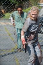 Foto: Tyler James Williams & Emily Kinney, The Walking Dead - Copyright: Gene Page/AMC