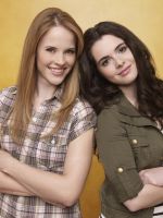 Foto: Katie Leclerc & Vanessa Marano, Switched at Birth - Copyright: ABC FAMILY/Andrew Eccles