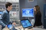 Foto: Grant Gustin & Danielle Panabaker, The Flash - Copyright: 2015 Warner Bros. Entertainment Inc. All rights reserved