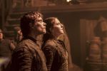 Foto: Alfie Allen & Gemma Whelan, Game of Thrones - Copyright: 2017 Home Box Office, Inc. All rights reserved. HBO® and all related programs are the property of Home Box Office, Inc.; Helen Sloan/HBO