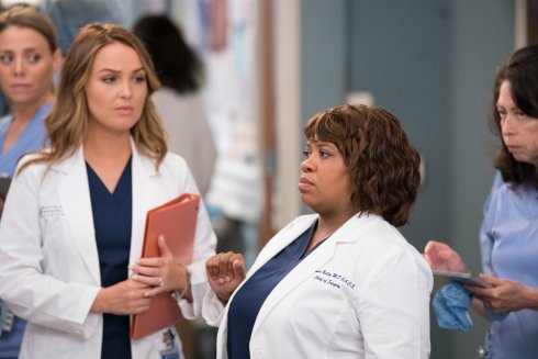 Foto: Camilla Luddington & Chandra Wilson, Grey's Anatomy (© 2019 ABC Studios; ABC/Mitch Haaseth)