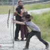 Foto: Offizielles Episodenbild aus Staffel 3 von "The Walking Dead", die im deutschen Pay-TV bei FOX und im Free-TV bei RTL II ausgestrahlt wird. Das Foto stammt aus der Folge #3.09 Kriegsrecht. (© Gene Page/AMC)